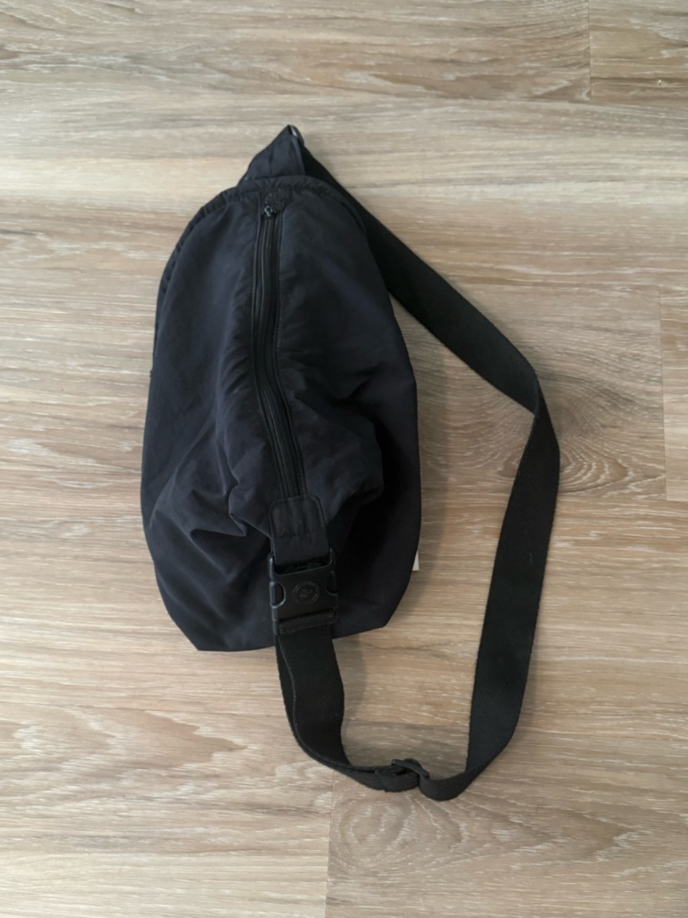Oak & Reed | Black  Sling Bag - Versatile Everyday Crossbody
